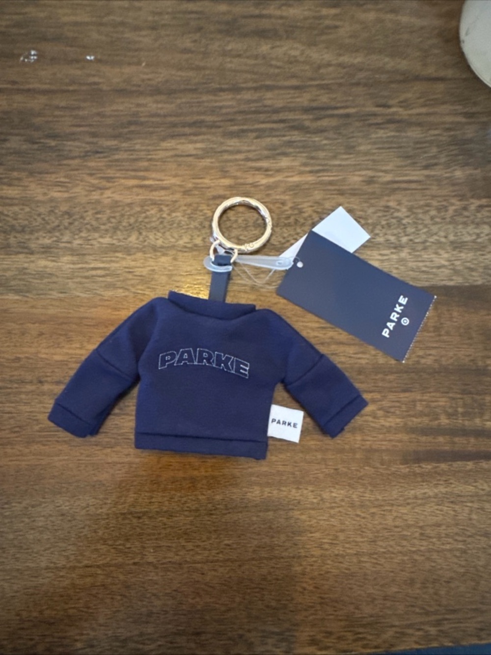 PARKE TARGET MOCKNECK Sweatshirt Keychain IN HAND